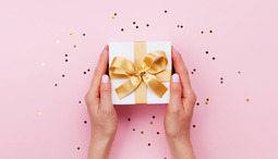 Gift Sets for Women: 8 Choices That Can’t Go Wrong